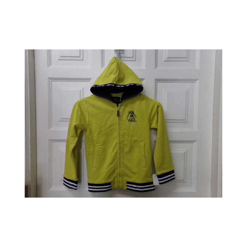 Sudadera pistacho Mayoral 6 años. Segunda mano.