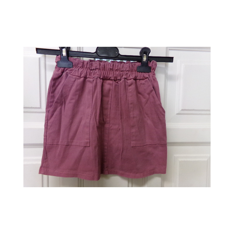 Falda rosa 4 años. Segunda mano.