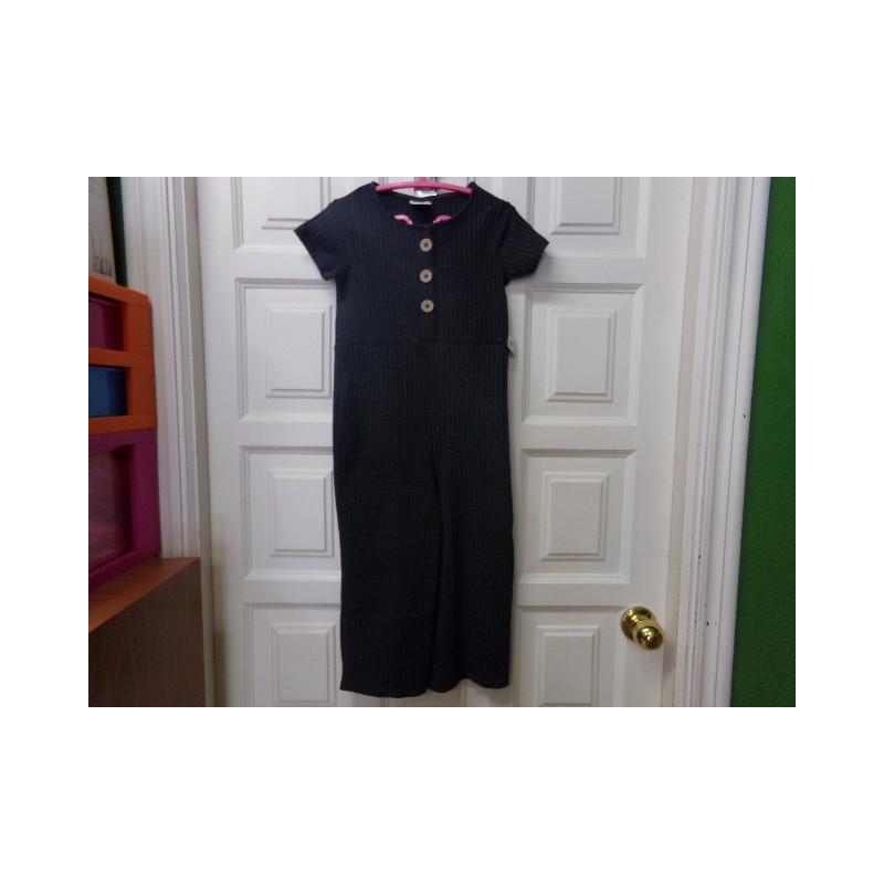 Mono gris 5-6 años. Segunda mano.