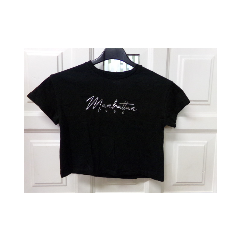 Camiseta negra 8 años. Segunda mano.