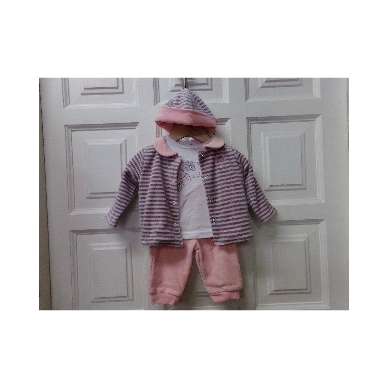 Conjunto 4 piezas 3 meses. A estrenar.