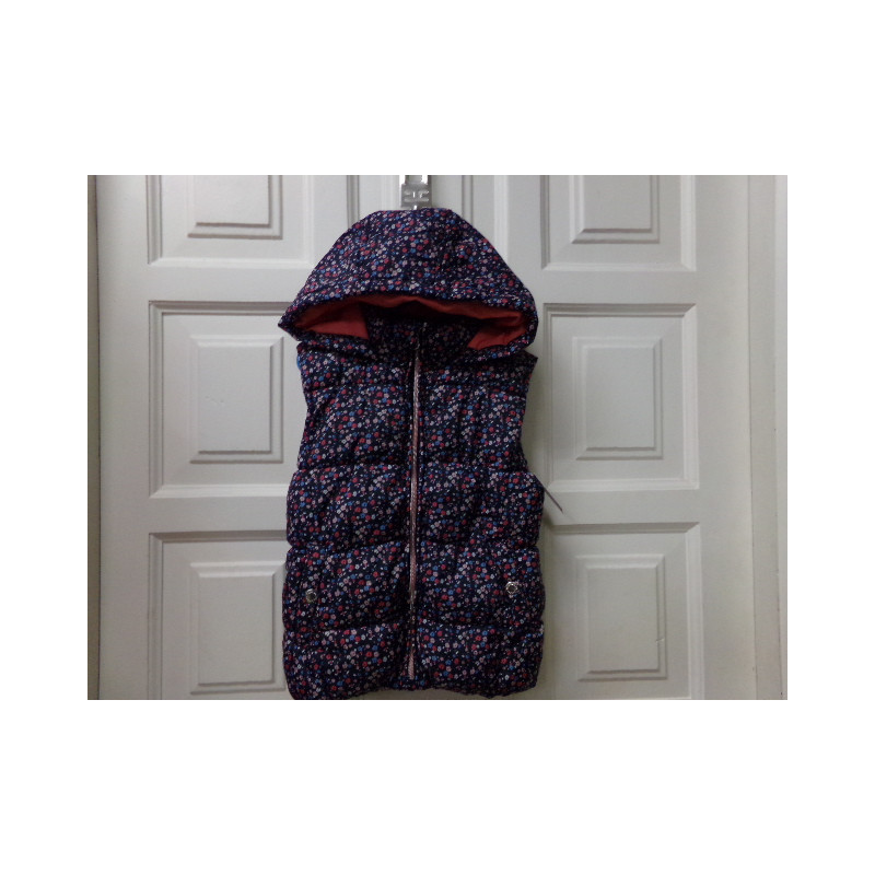 Chaleco 7 años. Segunda mano.