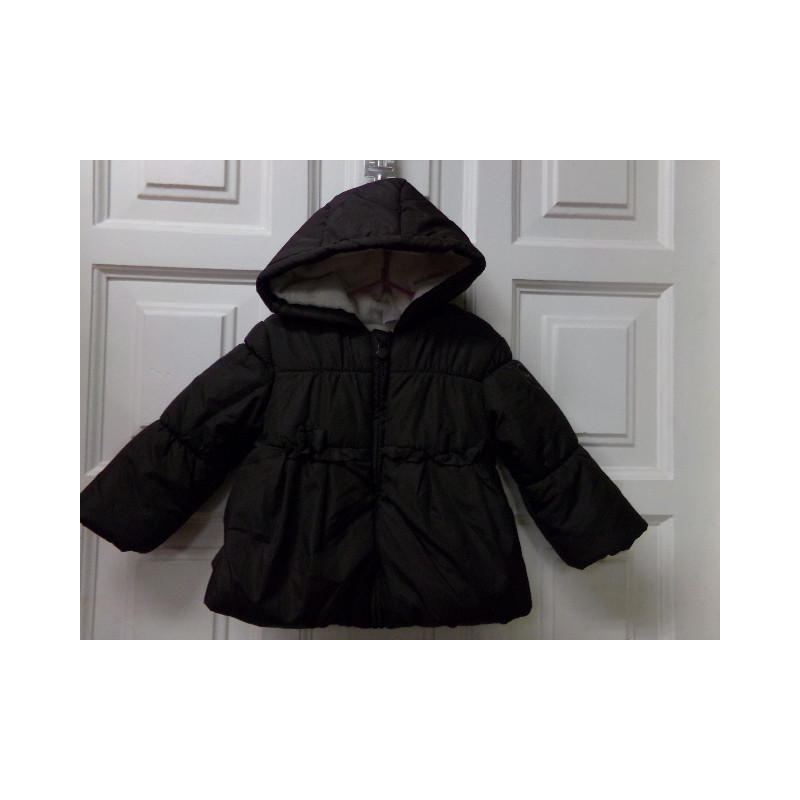 Plumas marrón 2 años. Segunda mano.