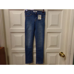 Pantalón vaquero 7 años. Segunda mano.