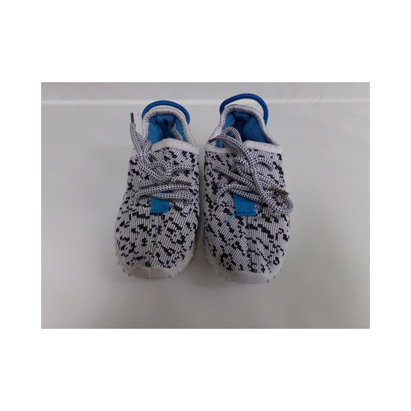 Tenis nº 27. Segunda mano.