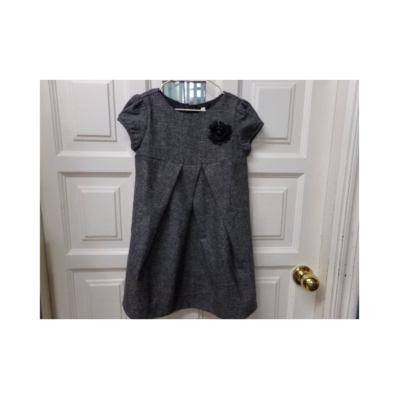 Vestido Mayoral 7 años gris, invierno. A estrenar.