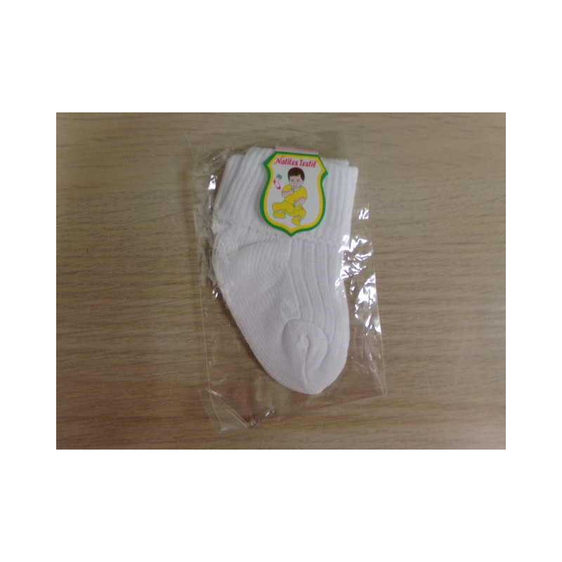 Calcetines blancos bebé. A estrenar.