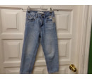 Pantalón vaquero Zara 6 años. Segunda mano.