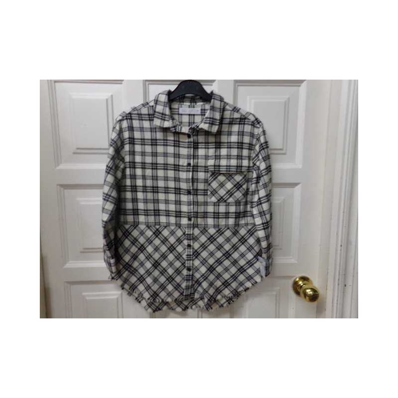 Camisa niña Zara invierno 9 años. Segunda mano.