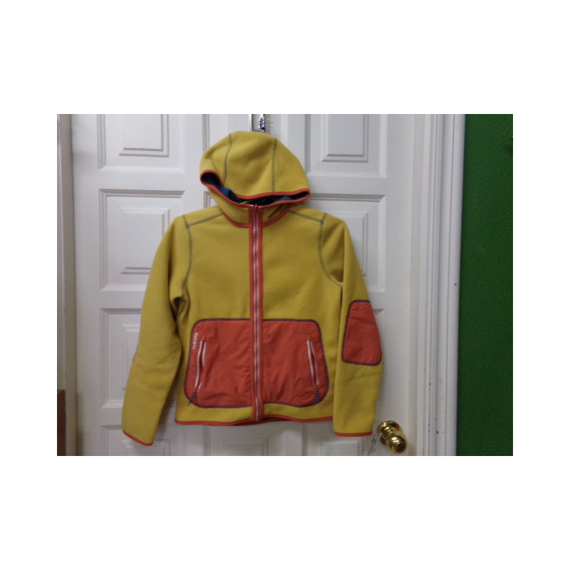 Polar amarillo y naranja 8 años. Segunda mano.