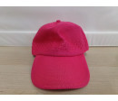 Gorra fucsia de punto. A estrenar.