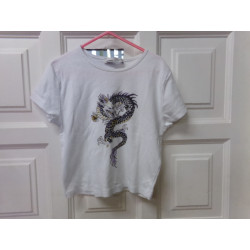Camiseta blanca dragón 10...