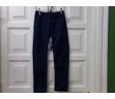 Pantalón azul marino 6 años. Segunda mano.