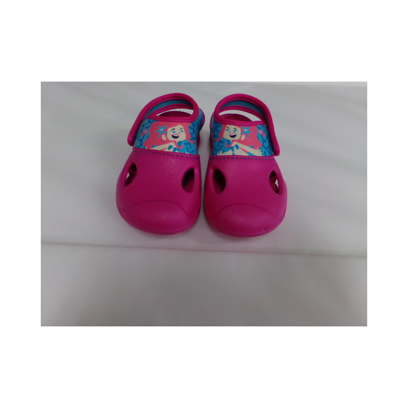 Zuecos rosa piscina nº 26-27. Segunda mano.