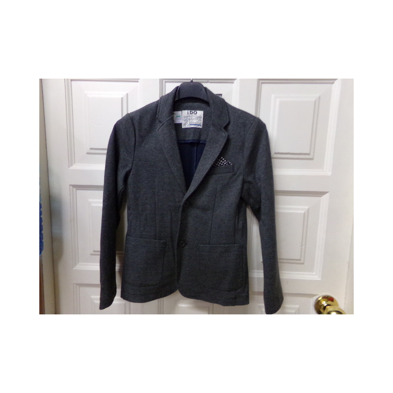 Americana gris IDO 8 años. Segunda mano.