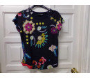 Camiseta Desigual 13-14 años. Segunda mano.