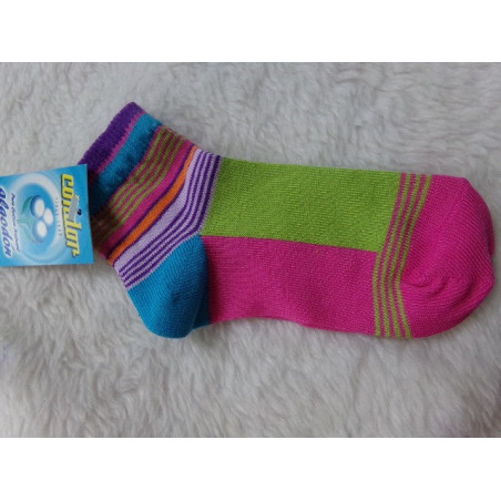 Calcetines. N 23-26. A estrenar