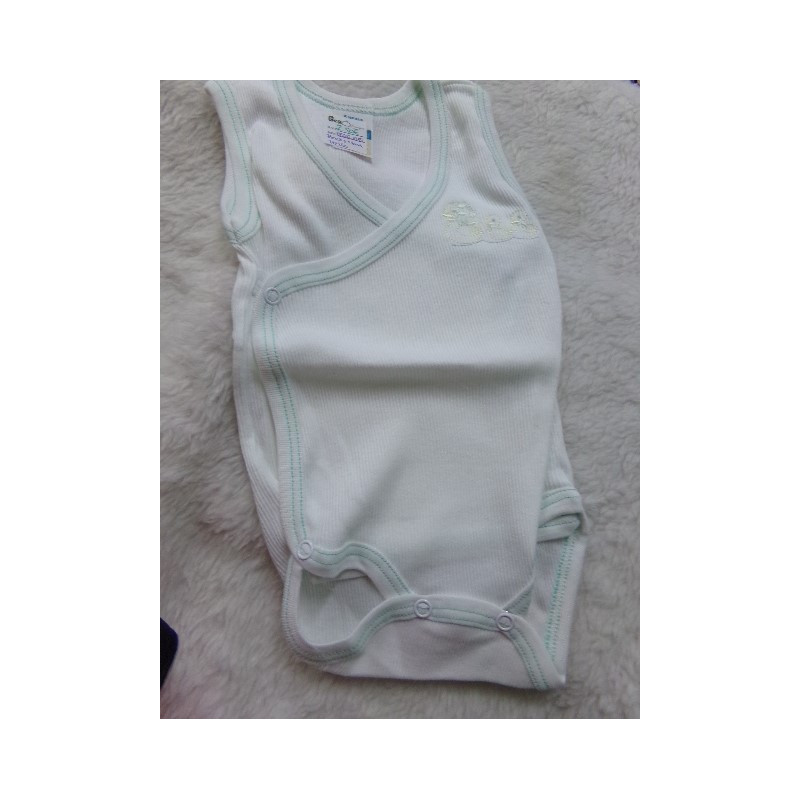 Body de tirantes talla 6 meses. A estrenar