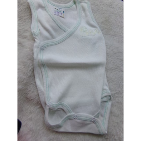 Body de tirantes talla 6 meses. A estrenar