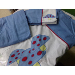 Funda nórdica+ funda almohada+ bajera ajustable. A estrenar