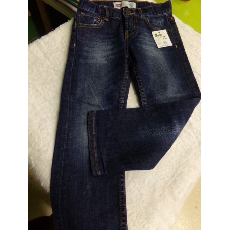 Levis 4 años