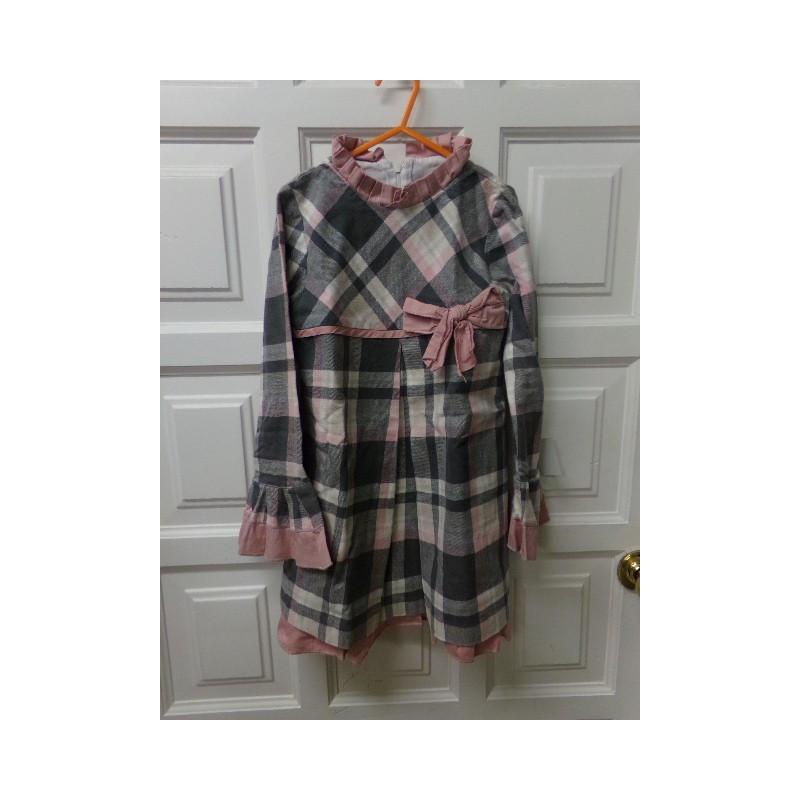 Vestido de la Ormiga talla 8 años. Segunda mano