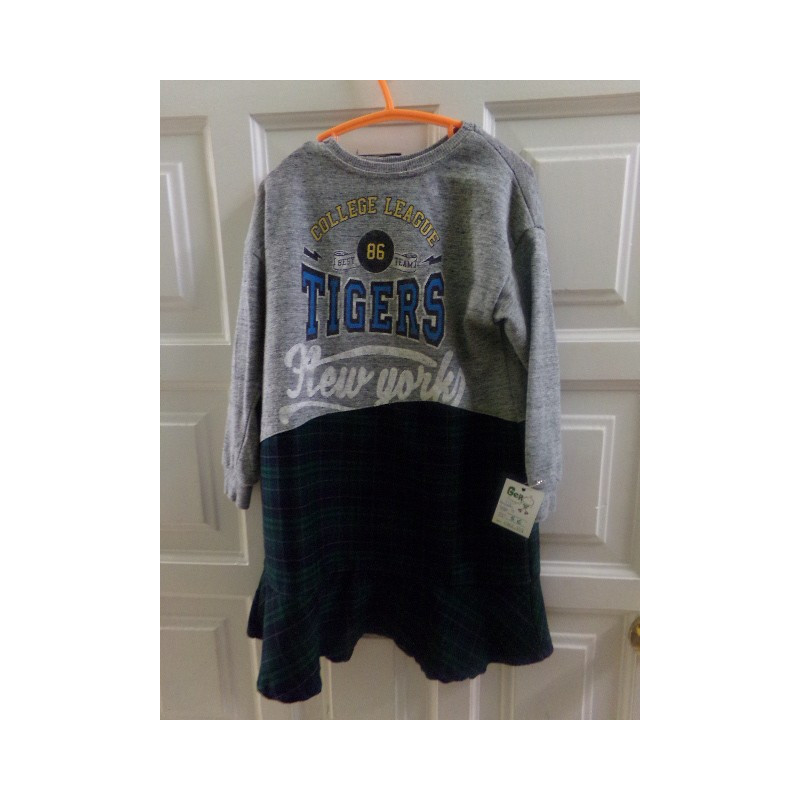 Vestido combinado talla 5 años. Segunda mano