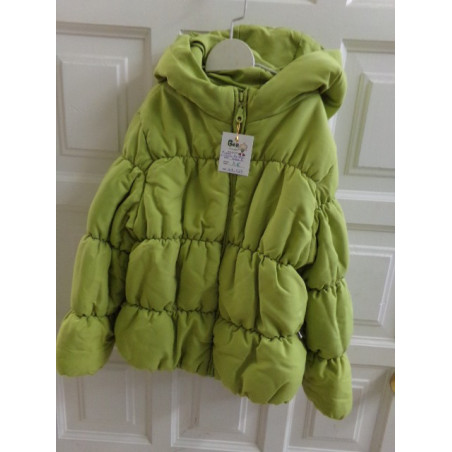 Plumas pistacho talla 8. Benetton. Segunda mano