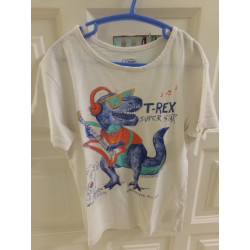 Cammiseta talla 5 años. Dino. Segunda mano