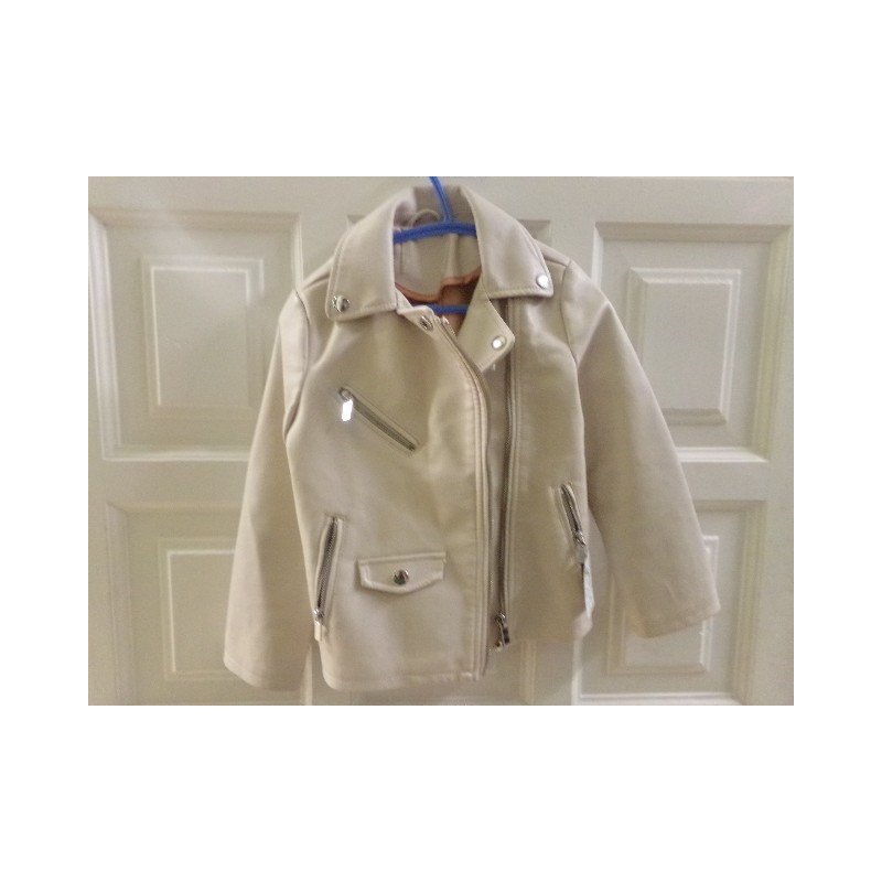 Cazadora polipiel 4-5  años