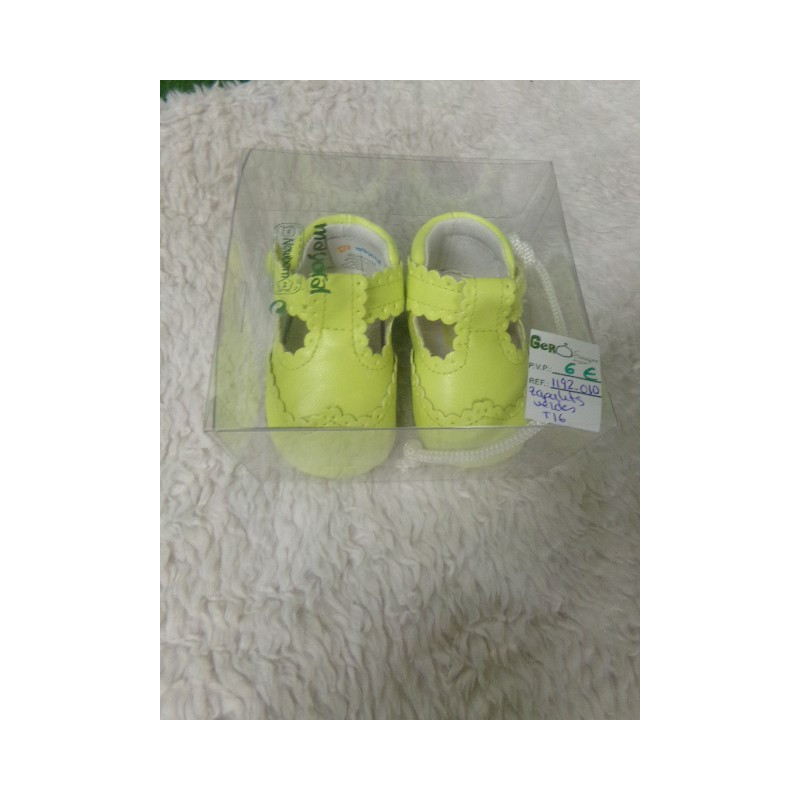 Zapatitos verdes N 16. Segunda mano