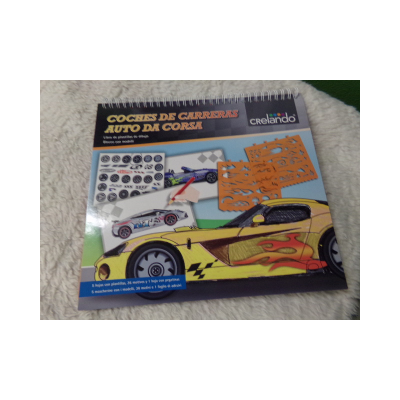 Cuaderno de plantilla de coches. A estrenar