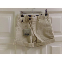 Pantalón corto talla 7-8 años. A estrenar