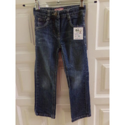 Vaquero talla 4-5 años. Segunda mano