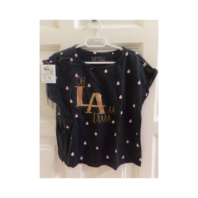 Camiseta Spirit. Talla 4-5 años. Segunda mano