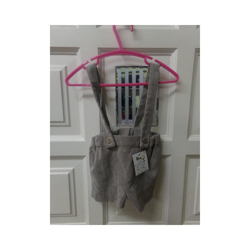 Peto de pana talla 3-6 meses. Segunda mano