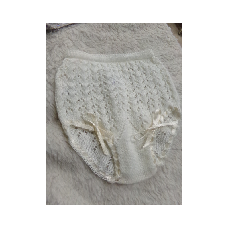 Braguita perlé talla 12 meses. Segunda mano