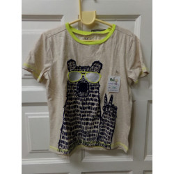 Camiseta talla 5 años. Segunda mano