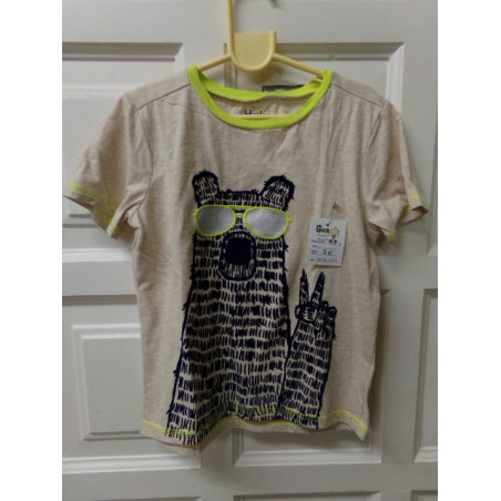 Camiseta talla 5 años. Segunda mano