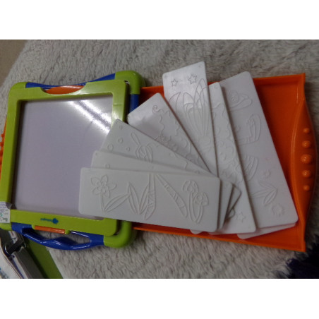 Pizarra mágica plantillas Imaginarium. Segunda mano