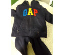 Chandal 2 piezas GAP talla 12-18 meses. Segunda mano