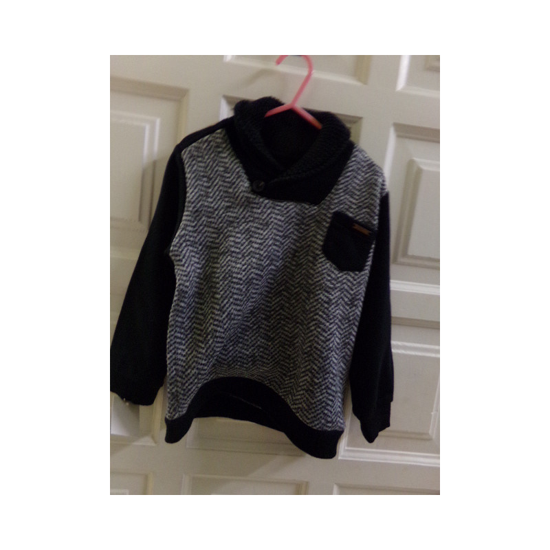 Jersey Mayoral talla 5 años. Segunda mano