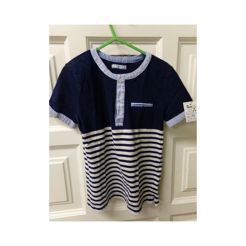 Camiseta Mayoral talla 6 años. Segunda mano