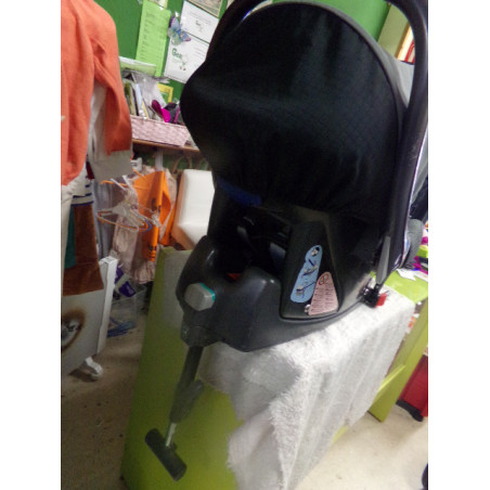 Silla de coche grupo 0+ Romer con base isofix. Segunda mano