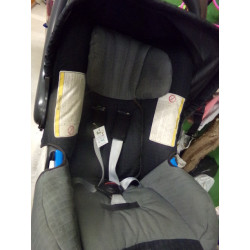 Silla de coche grupo 0+ Romer con base isofix. Segunda mano