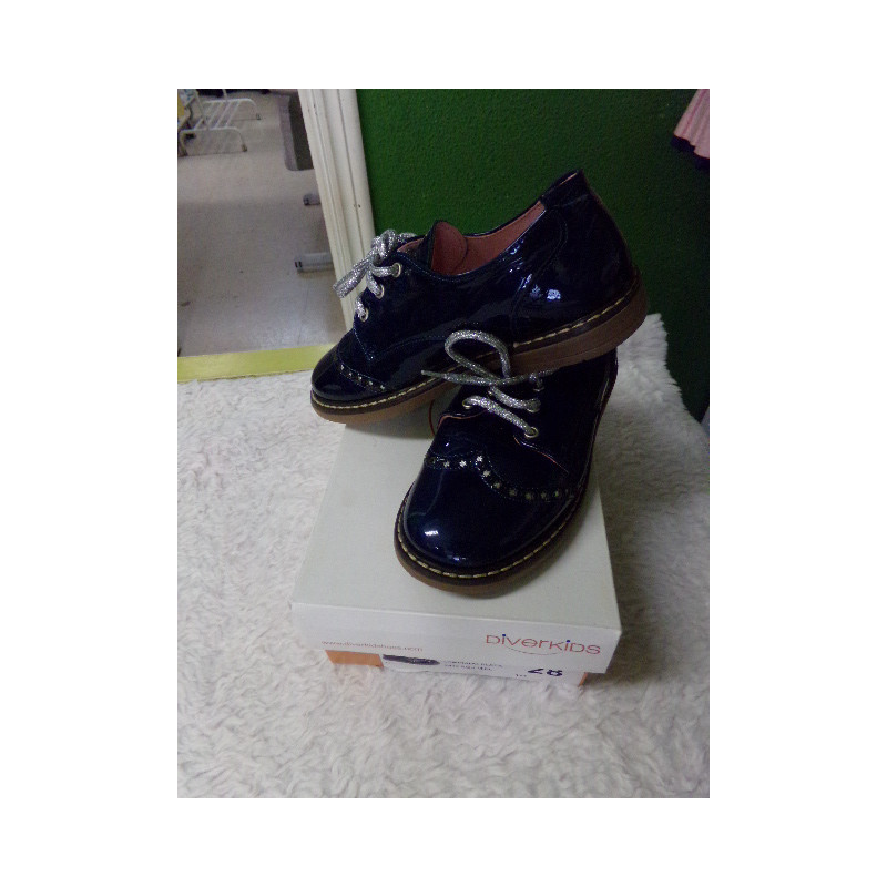 Zapato azul marino n 28. Segunda mano