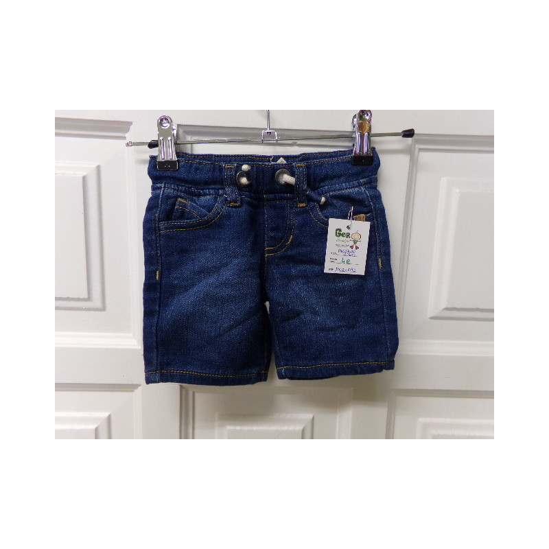 Pantalon talla 36 meses. Segunda mano