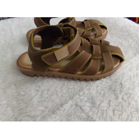 Sandalias N 30. Segunda mano