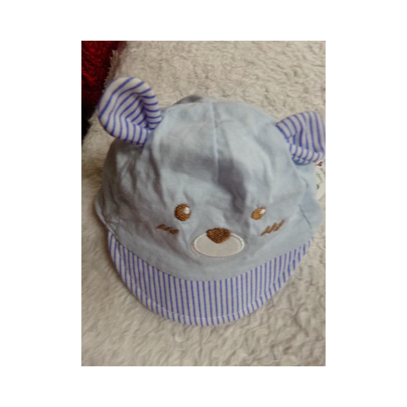 Gorrita talla 3-6 meses. Segunda mano