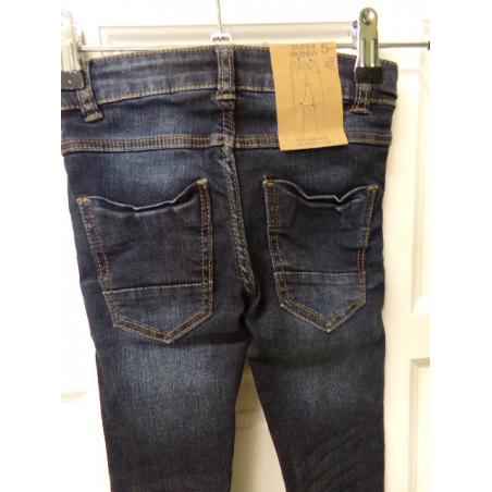 Vaquero talla 5 años. A estrenar